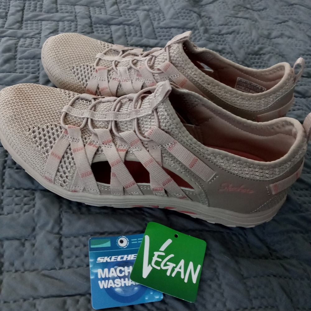 Woman's Vegan Skechers Slip On Sneakers NWT!